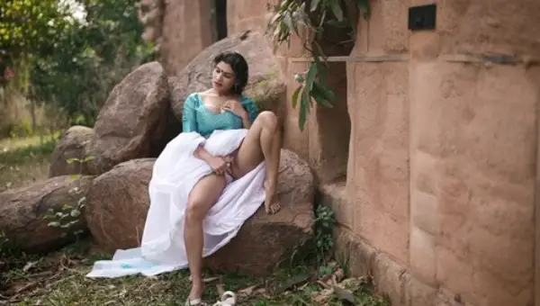 Resmi R Nair – Streaming in White Saree 2024 UNRATED Hindi Hot Video